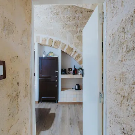 Apartment U Ragu House