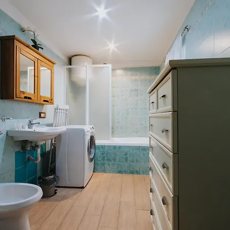 U Ragu House Apartment *